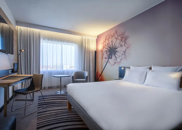 Отель Novotel Centrum