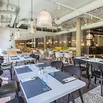 Novotel Centrum 4*