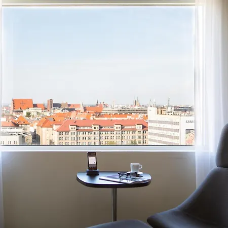 Novotel Centrum Hotel 4*