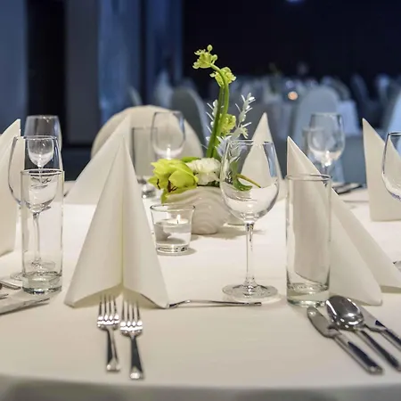 Novotel Centrum Отель 4*