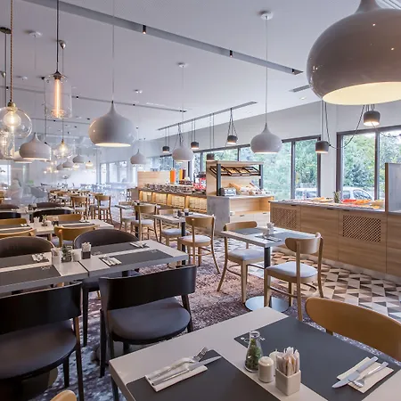 Novotel Centrum Hotel 4*