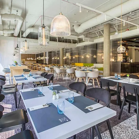 Novotel Centrum Hotel 4*