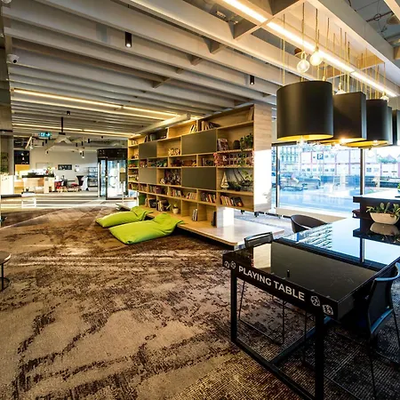Novotel Centrum Hotel 4*