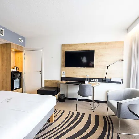 Готель Novotel Centrum Вроцлав