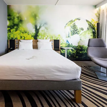 Готель Novotel Centrum 4*