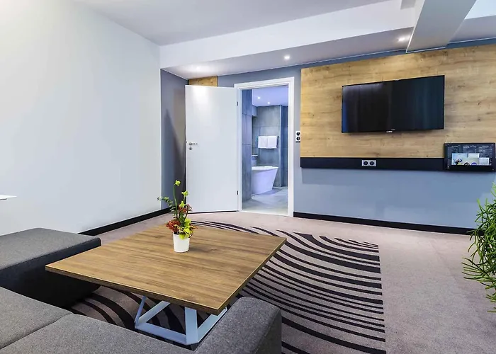 Novotel Centrum Hotel 4*